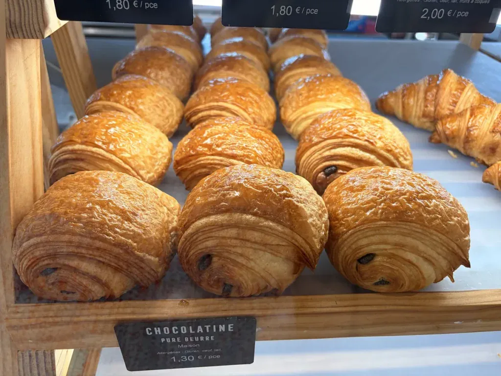 Chocolatines pur beurre en vitrine